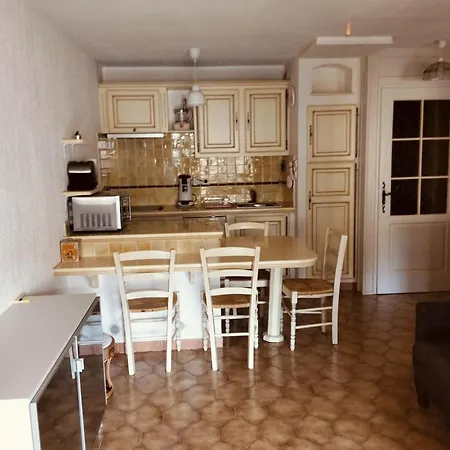 Appartement In The Port Of *